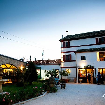 Country House La Cipolla D'Oro Potenza Picena Buitenkant foto